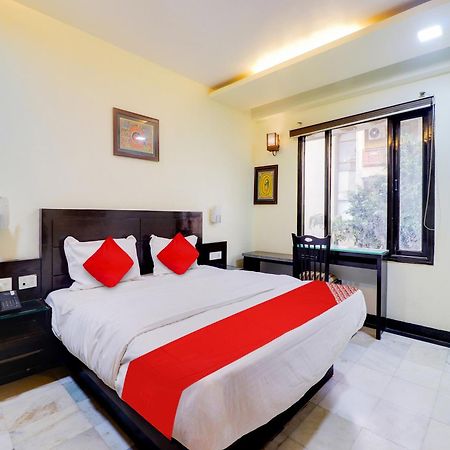 Oyo Flagship Hotel Rudra Palace Agra  Exterior foto