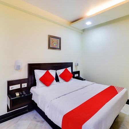 Oyo Flagship Hotel Rudra Palace Agra  Exterior foto