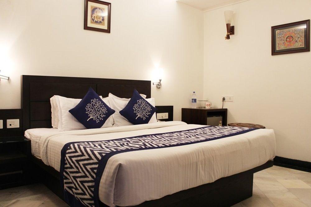 Oyo Flagship Hotel Rudra Palace Agra  Exterior foto