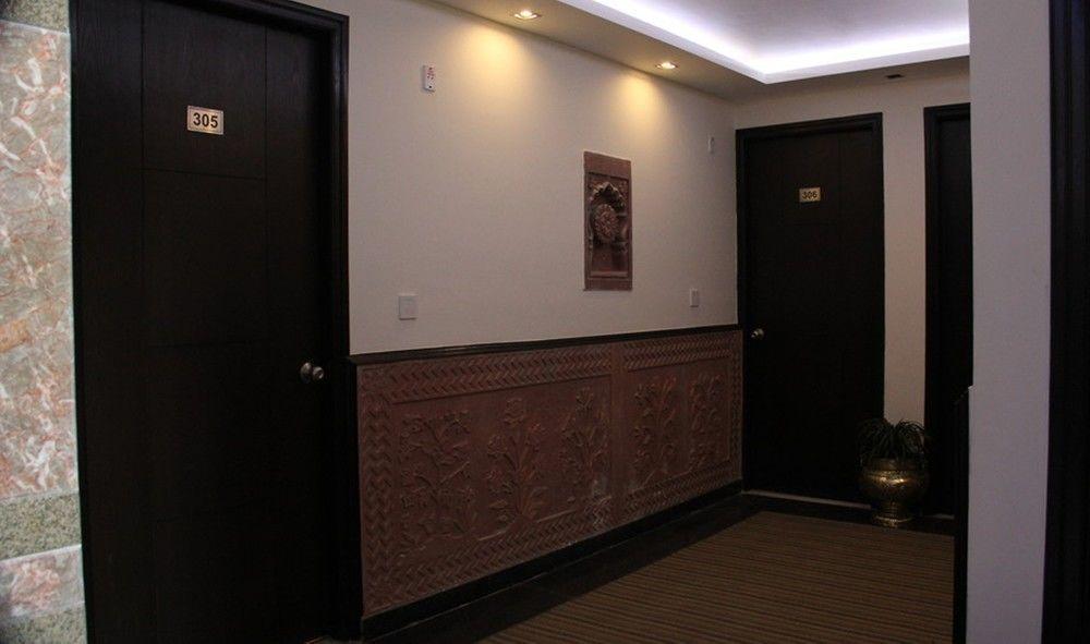 Oyo Flagship Hotel Rudra Palace Agra  Exterior foto