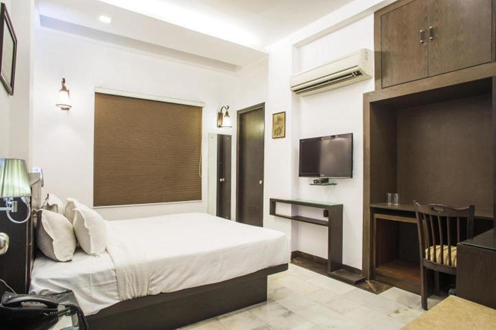 Oyo Flagship Hotel Rudra Palace Agra  Exterior foto