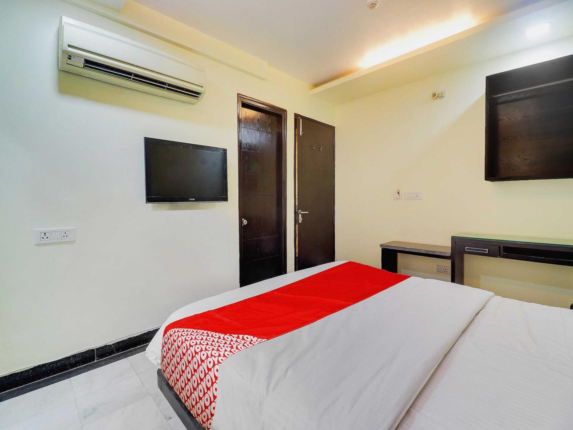 Oyo Flagship Hotel Rudra Palace Agra  Exterior foto